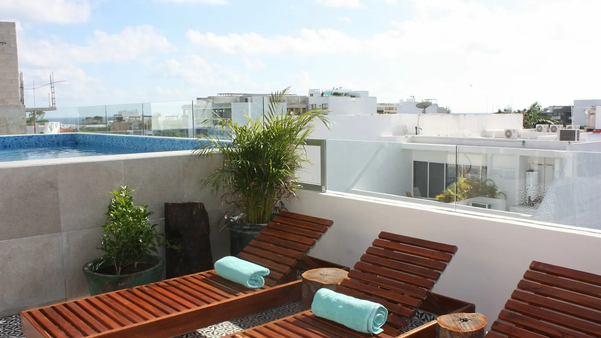 Mora Suites & Apartments By Kalma Playa del Carmen Aparthotel